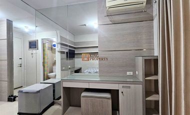 Hunian Eksklusif. Strategis, di area Menguntungkan . Disewakan Apartemen type studio furnish lengkap cukup bawa koper cocok untuk single