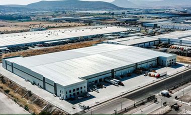 Renta Nave industrial 6380m2 tipo cross dock Queretaro