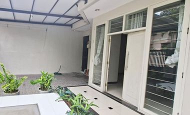 Disewakan Rumah Bagus Siap Huni - Sunrise Garden Jakarta Barat
