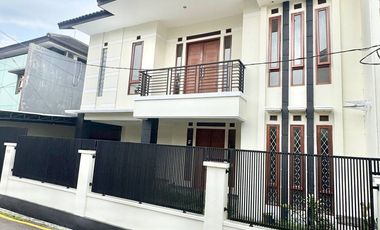 Rumah Baru Renovasi 5KT 5KM di Turangga Bandung – Siap Huni Strategis