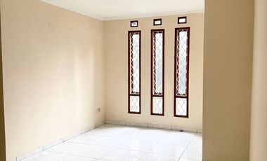 Rumah Baru Renovasi 5KT 5KM di Turangga Bandung – Siap Huni Strategis