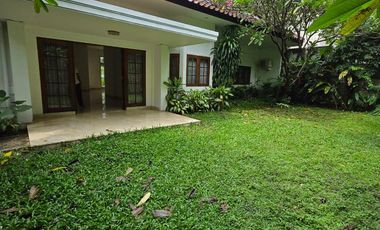 Dijual Rumah Lokasi Premium & Strategis Di Kebayoran Baru Dekat SCBD