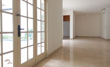 Dijual Rumah Lokasi Premium & Strategis Di Kebayoran Baru Dekat SCBD