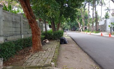 Dijual Rumah Lokasi Premium & Strategis Di Kebayoran Baru Dekat SCBD