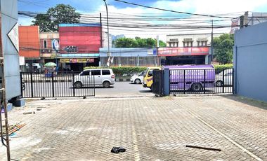 Disewakan Ruko Gandeng 3 Raya Serpong  Lt 540 ( 13.5x40)