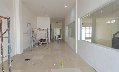 Disewakan Ruko Gandeng 3 Raya Serpong  Lt 540 ( 13.5x40)