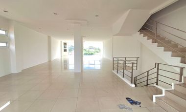 Disewakan Ruko Gandeng 3 Raya Serpong  Lt 540 ( 13.5x40)