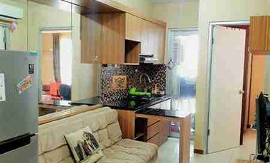 Open Sale! Lantai Rendah 2 Kamar Design Interior Full Furnish Bagus Lokasi Green Bay Pluit Bayview.
Sudah Dapat AC, kitchen set, lemari baju, tempat tidur queen size dan Tempat tidur anak, TV LCD (total 64 channel lokal dan internasional), rak TV, kulkas, sofa, water heater.