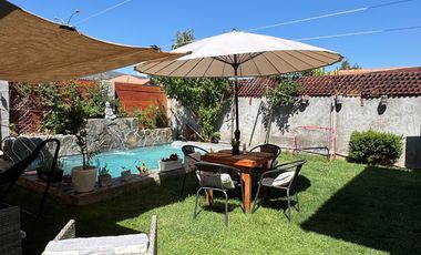 En Venta Casa en Condominio La Siembra, Machalí