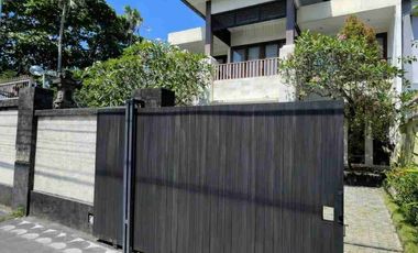 Sale Rumah Semi Villa Ada Pool 6kamar Strategis Tk Badung Renon Jl6mtr