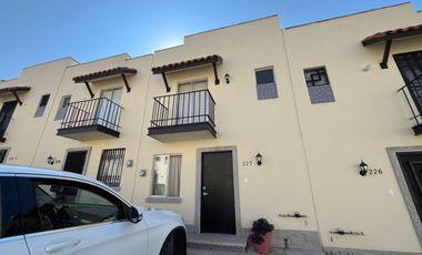 CASA EN RENTA EN FRACCIONAMIENTO ALTA CALIFORNIA