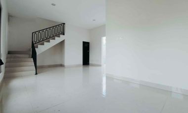DIJUAL RUMAH 2 LANTAI 800 JUTA’AN DIMAKASSAR