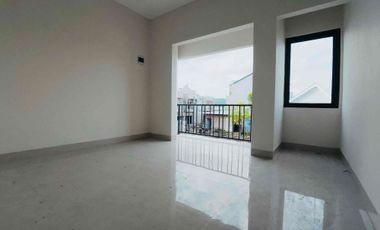 DIJUAL RUMAH 2 LANTAI 800 JUTA’AN DIMAKASSAR