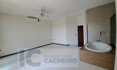 Casa semi amueblada en Renta zona PASEO LA FE San Nicolás