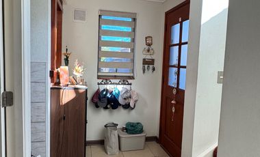 Arriendo casa dentro de condominio La Vendimia,  Machalí