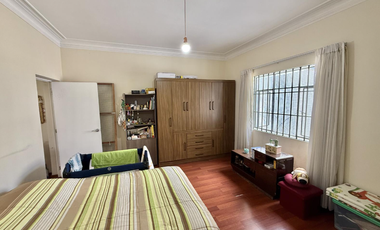 Casa en venta – Calle Los Naranjos, San Isidro