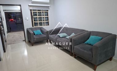 Casa en Renta en Bosques del Roble, remodelada, equipada y parcialmente amueblada.