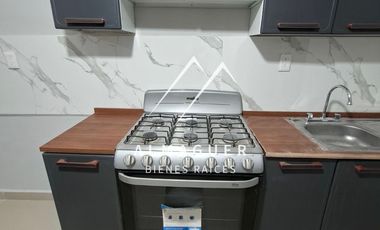 Casa en Renta en Bosques del Roble, remodelada, equipada y parcialmente amueblada.