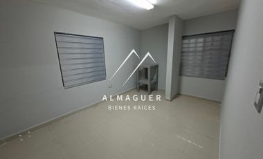 Casa en Renta en Bosques del Roble, remodelada, equipada y parcialmente amueblada.