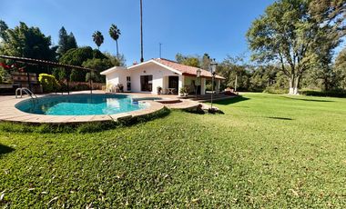 CASA DE CAMPO CON ALBERCA