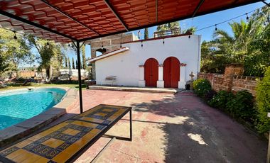 CASA DE CAMPO CON ALBERCA