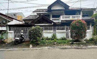 RUMAH SECONDARY LUAS & STRATEGIS DI PULOMAS – JAKARTA TIMUR
Bebas Banjir | Akses Tol | Cocok untuk Hunian & Usaha