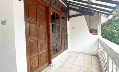 RUMAH SECONDARY LUAS & STRATEGIS DI PULOMAS – JAKARTA TIMUR
Bebas Banjir | Akses Tol | Cocok untuk Hunian & Usaha