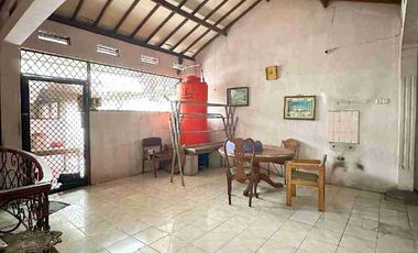 RUMAH SECONDARY LUAS & STRATEGIS DI PULOMAS – JAKARTA TIMUR
Bebas Banjir | Akses Tol | Cocok untuk Hunian & Usaha