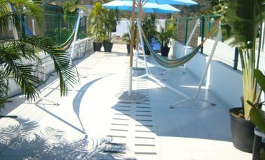 SE VENDE HOTEL AMUEBLADO EN EL CENTRO DE MELAQUE