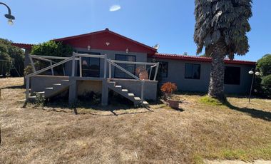 Mantagua, a 15 min de Concón, amplia casa 3 dormitorios + estar, piscina, 5000 M2