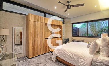 Casa en Venta en Cancún en Residencial Lagos Del Sol con Jacuzzi y Alberca