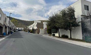 RENTA CASA AMUEBLADA EN MORETTA