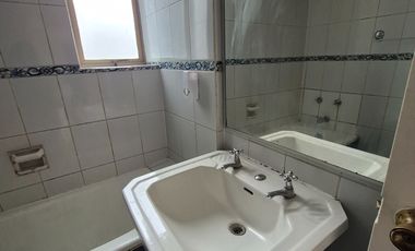 SE VENDE AMPLIO Y LUMINOSO DEPTO. EN EL CENTRO DE VALPARAÍSO