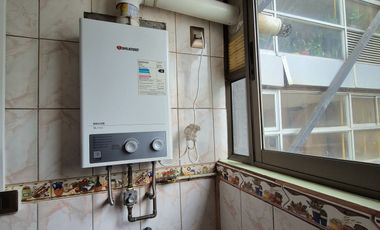 SE VENDE AMPLIO Y LUMINOSO DEPTO. EN EL CENTRO DE VALPARAÍSO