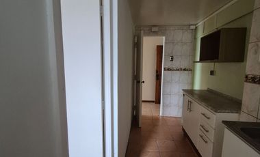 SE VENDE AMPLIO Y LUMINOSO DEPTO. EN EL CENTRO DE VALPARAÍSO