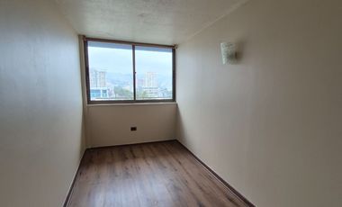 SE VENDE AMPLIO Y LUMINOSO DEPTO. EN EL CENTRO DE VALPARAÍSO