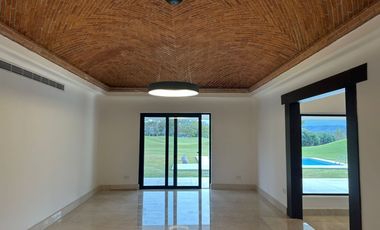 CASA RENTA EN LAS MISIONES, SANTIAGO