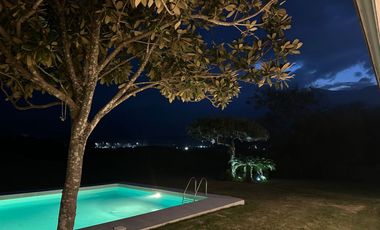 CASA RENTA EN LAS MISIONES, SANTIAGO