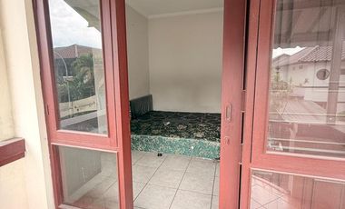 DISEWAKAN RUMAH SIAP HUNI FULL FURNISH KBP KOTA BARU PARAHYANGAN Tatar wangsa