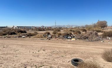 SE RENTA TERRENO PARA RESGUARDAR CAMIONES TRAILLER, A 1 DLLS EL M2