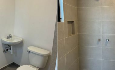 Casa Rosso, 5 Habitaciones 4 Baños, en Fraccionamiento Rosso Residencial