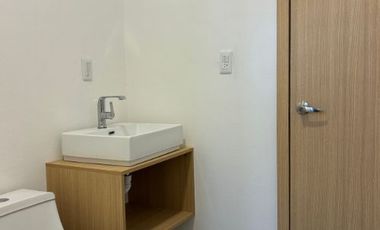 Casa Rosso, 5 Habitaciones 4 Baños, en Fraccionamiento Rosso Residencial