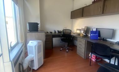 VENTA DE OFICINA TIPO U, EN EDIFICIO CENTRO DE NEGOCIOS EN PLENO CENTRO DE ANTOFAGASTA