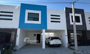 CASA EN RENTA — Hacienda del Moro, Apodaca, NL Frente a Parque equipada