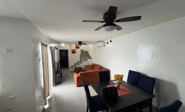 CASA EN RENTA — Hacienda del Moro, Apodaca, NL Frente a Parque equipada