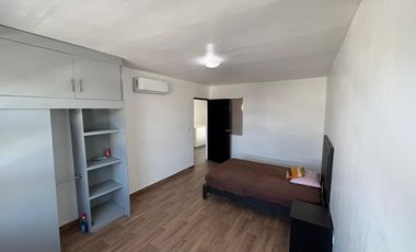 CASA EN RENTA — Hacienda del Moro, Apodaca, NL Frente a Parque equipada