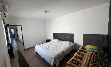 CASA EN RENTA — Hacienda del Moro, Apodaca, NL Frente a Parque equipada