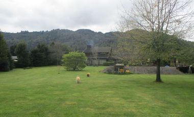 Excelente casa a orilla Rio Valdivia