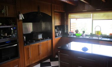 Excelente casa a orilla Rio Valdivia