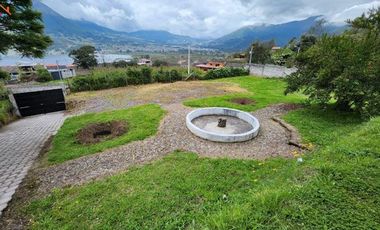Casa de venta en Otavalo sector San Rafael de la Laguna, 4738 m2